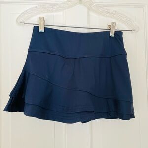 Bolle navy blue tennis skirt XS